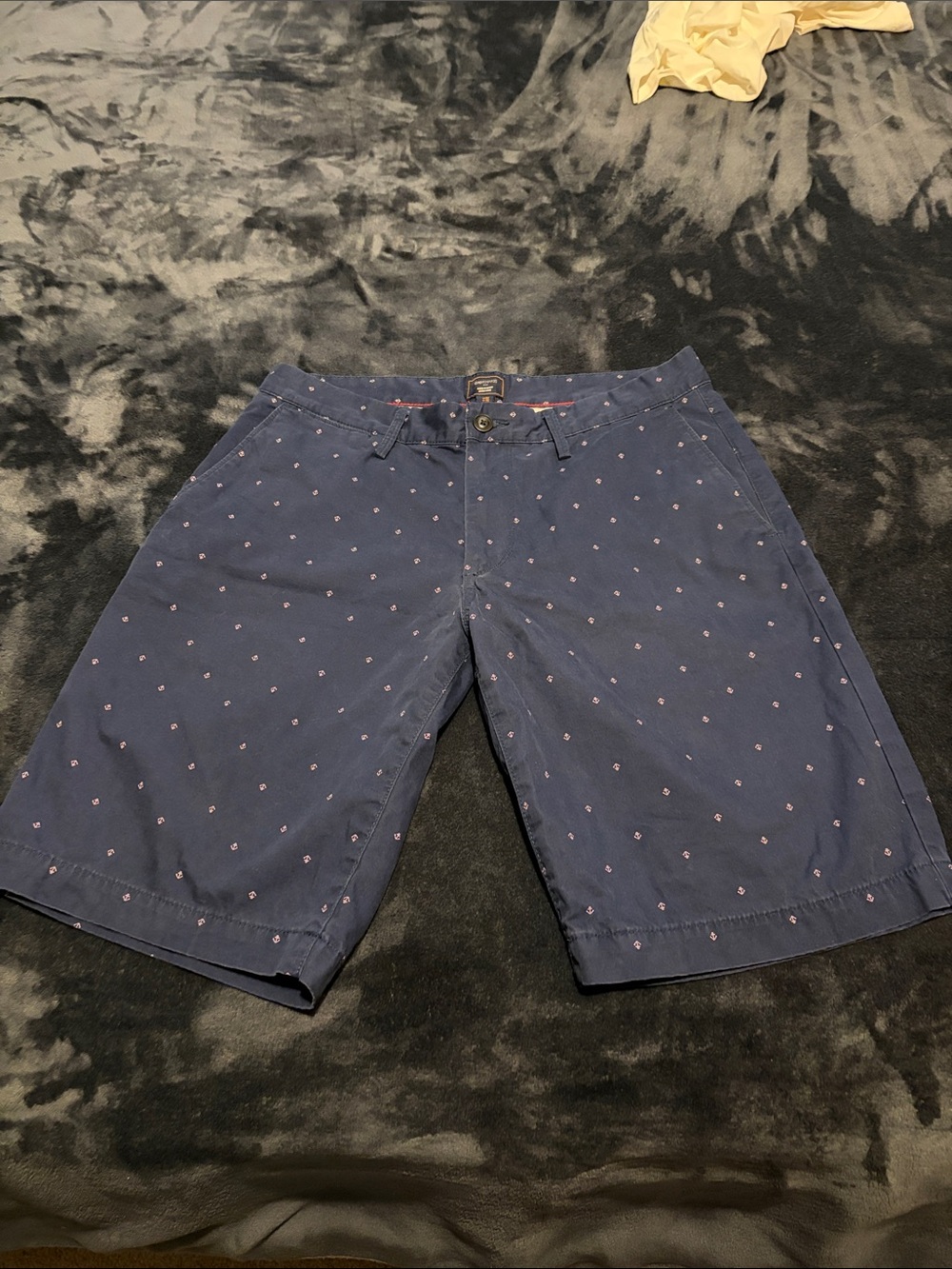 Men’s Gap vintage Anchor Shorts Size 32 waist NWOT